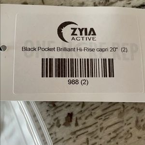 Black pocket brilliant HI-Rise Capri 20” XS NWT